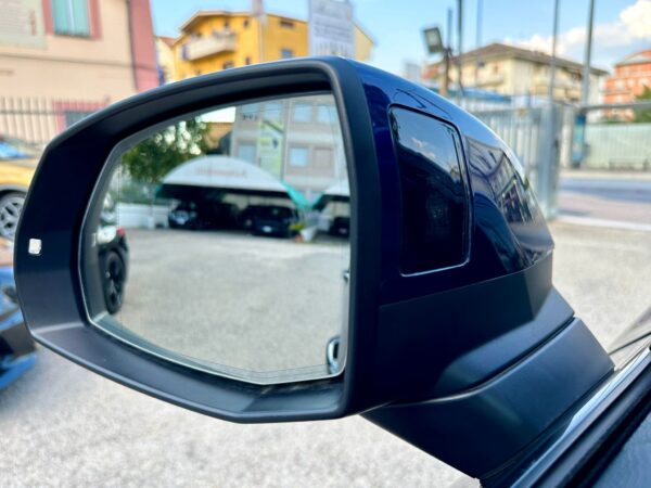 BM Automobili Pescara, SPECIALIZZATI NELLA COMPRAVENDITA DI VEICOLI SEMINUOVI