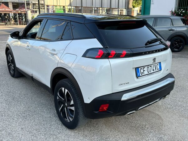 BM Automobili Pescara, SPECIALIZZATI NELLA COMPRAVENDITA DI VEICOLI SEMINUOVI