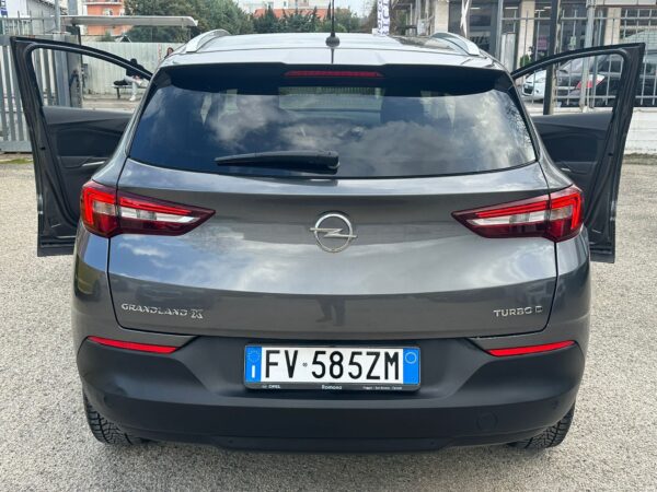 BM Automobili Pescara, SPECIALIZZATI NELLA COMPRAVENDITA DI VEICOLI SEMINUOVI