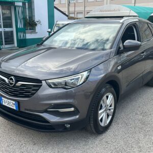 BM Automobili Pescara, SPECIALIZZATI NELLA COMPRAVENDITA DI VEICOLI SEMINUOVI