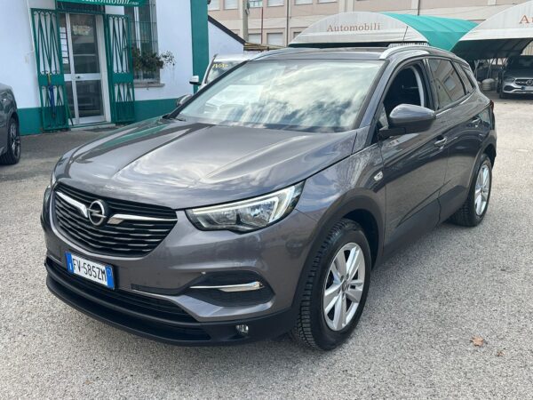 BM Automobili Pescara, SPECIALIZZATI NELLA COMPRAVENDITA DI VEICOLI SEMINUOVI